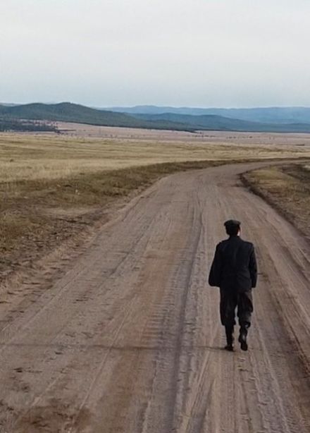 Спектакль «Звон двух стремян / Хоёр дүрөөгэй ханхинаан»