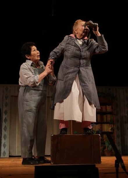 Спектакль «Судьба в чемодане / Хуби заяанай чемодан»